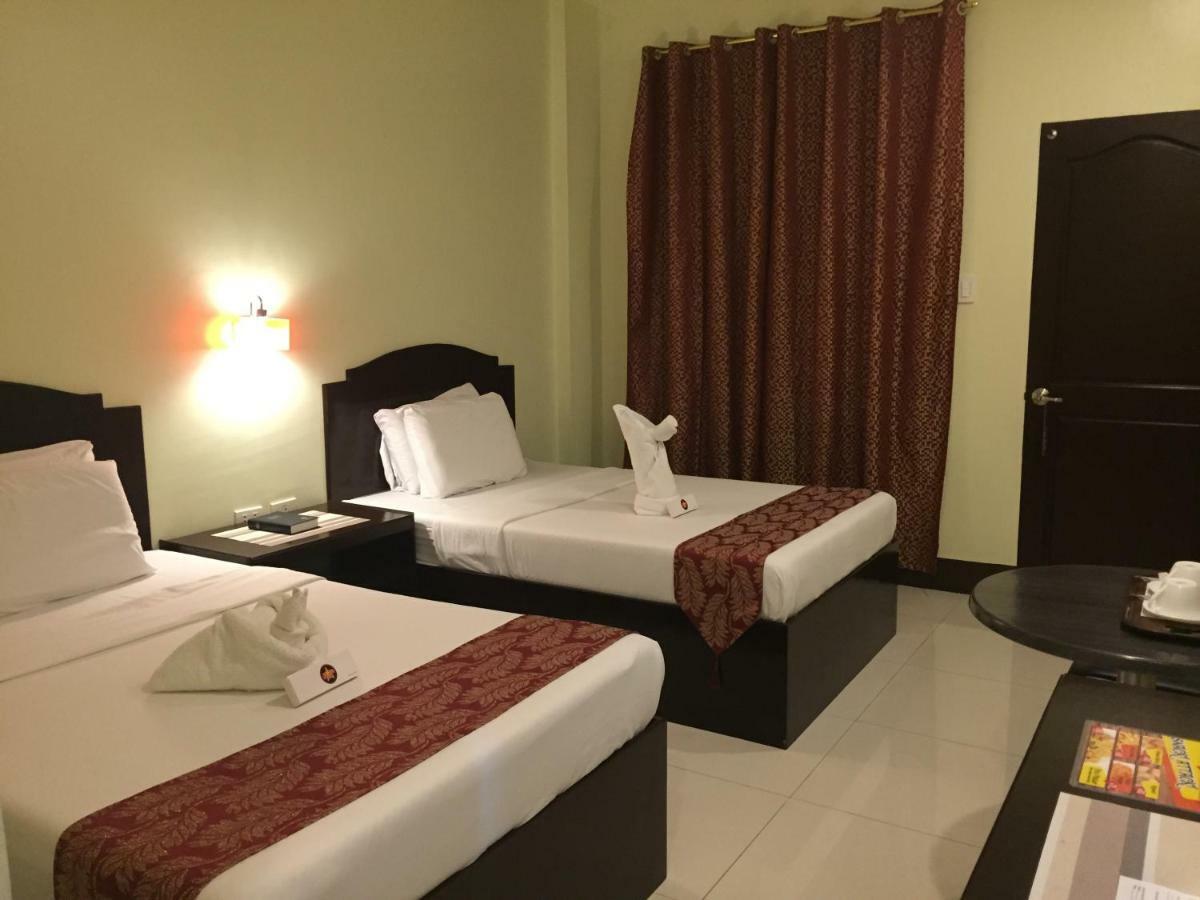 Hollywood Suites General Santos City Luaran gambar