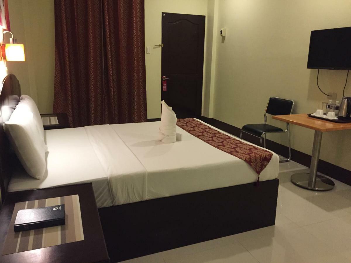 Hollywood Suites General Santos City Luaran gambar